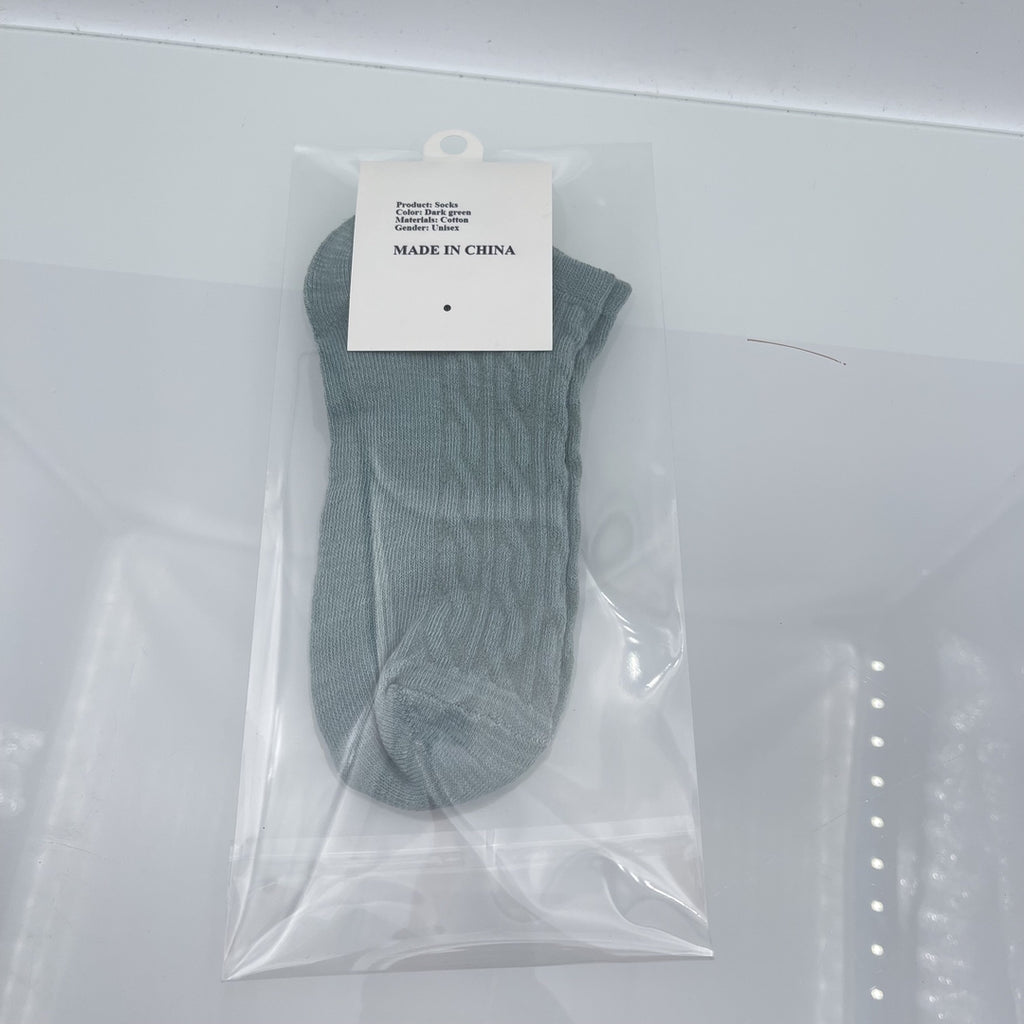 ZWOW Comfortable Dark Green Socks – Stylish and Breathable Wear for Men and Women